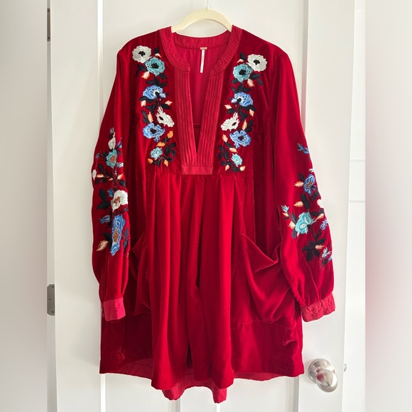 Free People Dresses & Skirts - Free People MIA Red Velour Velvet Floral Embroidered Dress